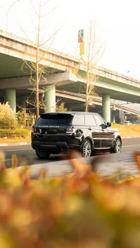 Land Rover