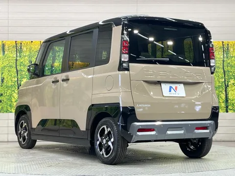 Mitsubishi Delica Mini