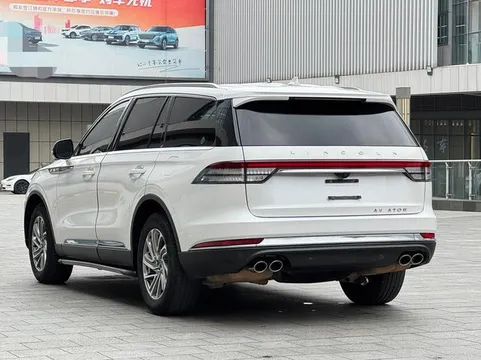 Lincoln Aviator