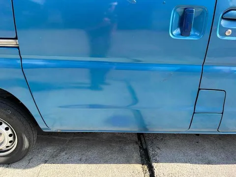 Nissan Clipper Van