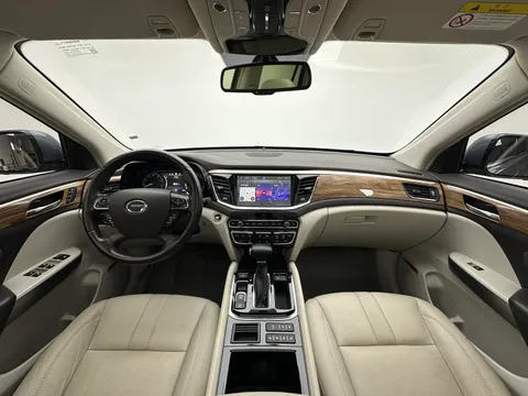 Gac GS8
