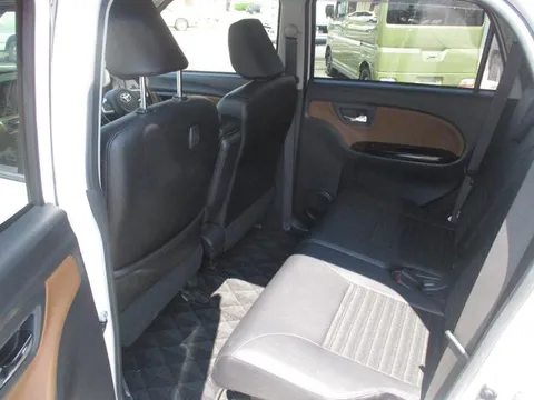 Toyota Pixis Joy