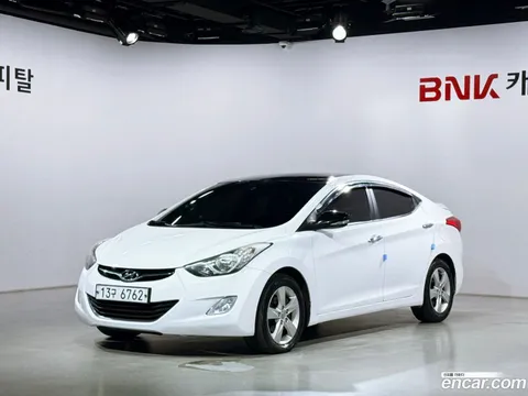 Hyundai Elantra (Avante)