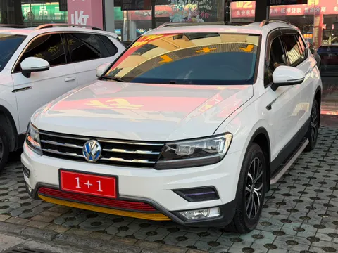 Volkswagen Tiguan L