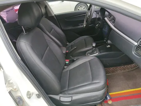 Kia K2
