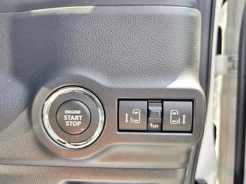 Suzuki Spacia Custom