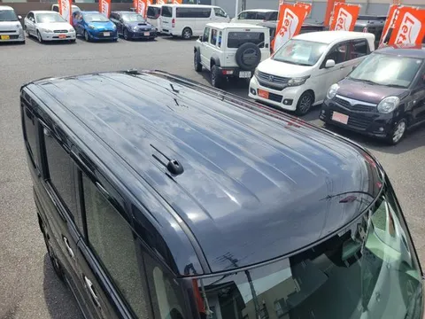 Suzuki Spacia Custom