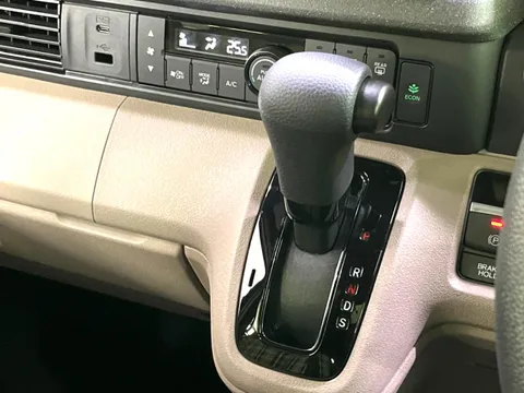 Honda N-BOX Joy