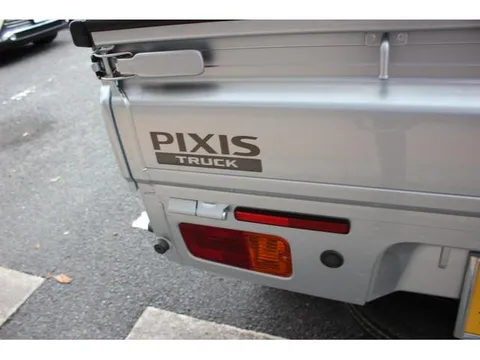 Toyota Pixis Truck