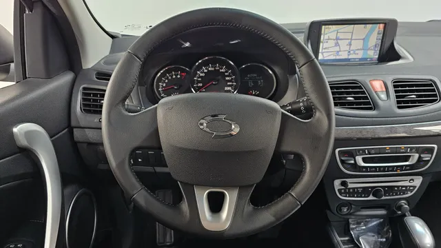 Renault SM3