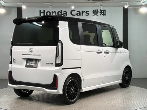Honda N-BOX Custom