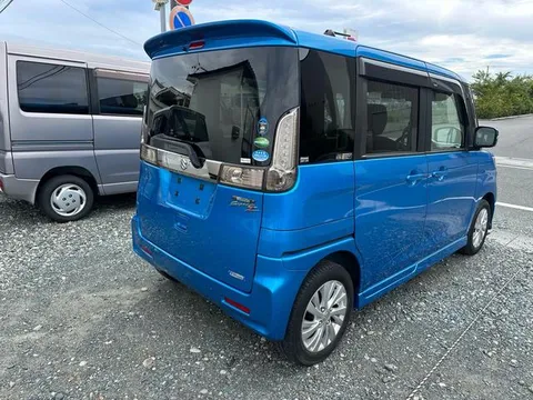 Suzuki Spacia Custom Z