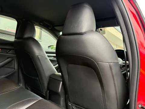 Mazda MAZDA3 Fastback