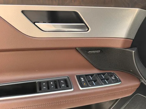 Jaguar XFL