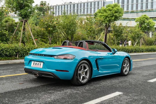 Porsche 718