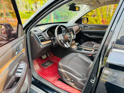 Roewe RX8