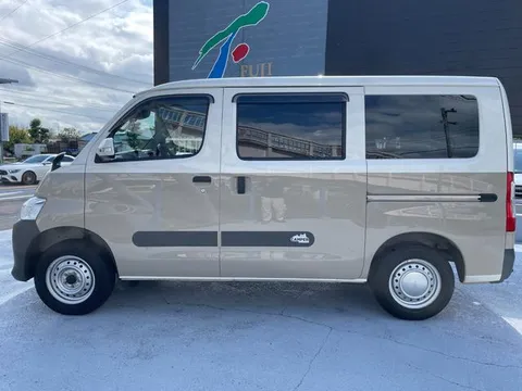 Toyota TownAce Van