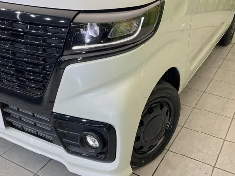 Suzuki Spacia Base