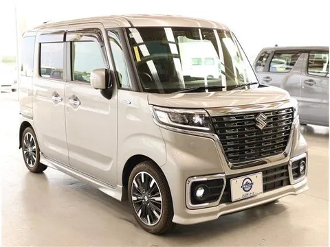 Suzuki Spacia Custom