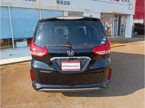 Honda Freed Plus