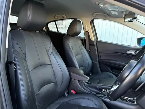 Mazda Axela Sport