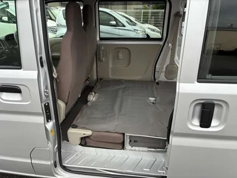 Nissan Clipper