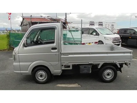 Nissan Clipper Truck