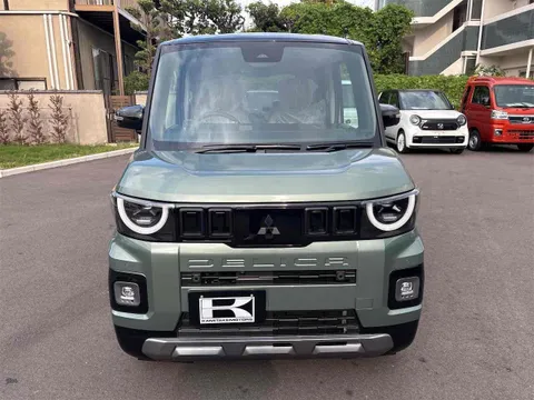 Mitsubishi Delica Mini