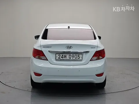 Hyundai Accent