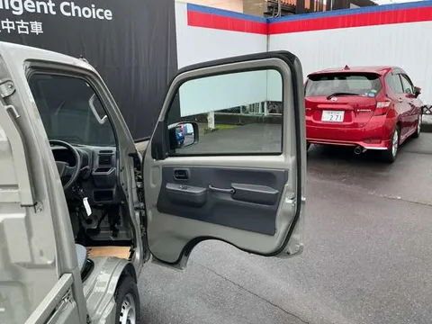 Nissan Clipper Truck