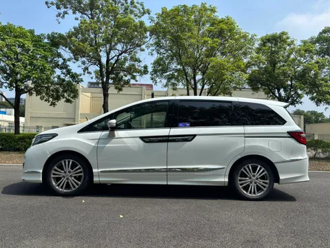 Honda Elysion