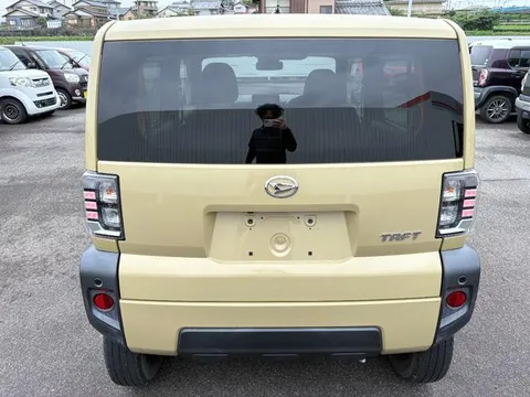 Daihatsu Taft