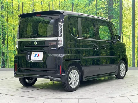 Suzuki Spacia Custom