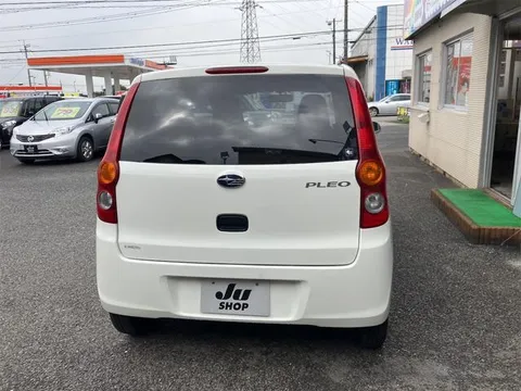Subaru Pleo