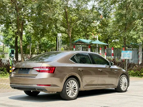 Skoda Superb