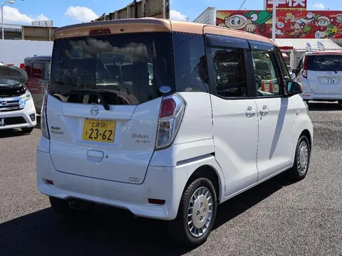 Nissan Dayz Roox