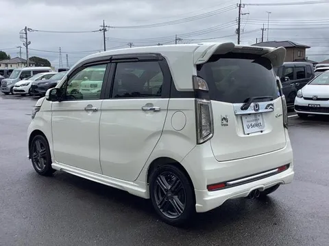 Honda N-WGN Custom
