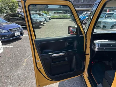 Suzuki Spacia Gear