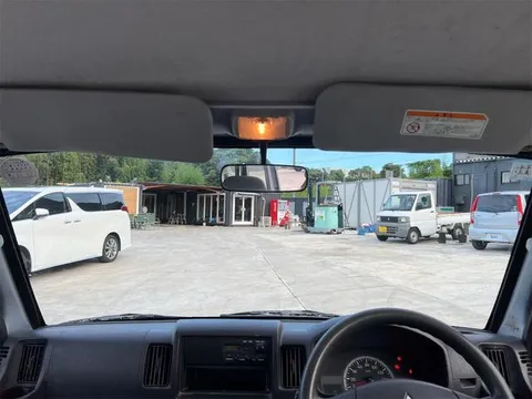Mitsubishi Minicab Van