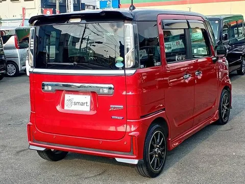 Suzuki Spacia Custom