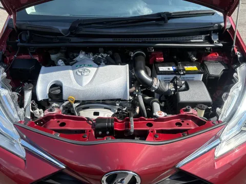 Toyota Yaris (Vitz)