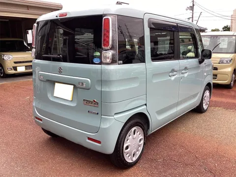 Suzuki Spacia
