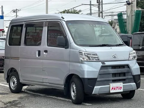 Toyota Pixis Van