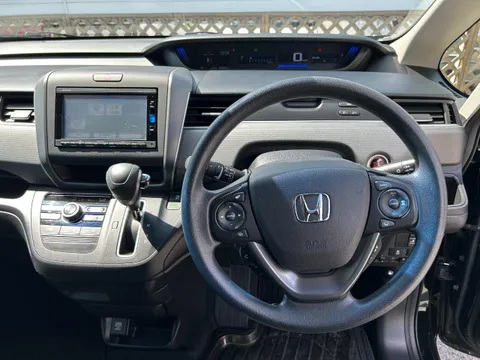 Honda Freed Plus