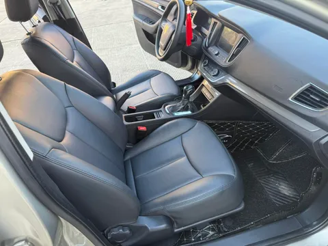 Roewe 360