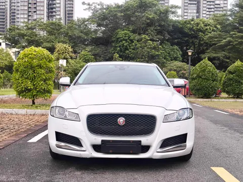 Jaguar XFL