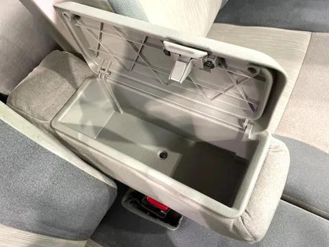 Toyota Pixis Joy
