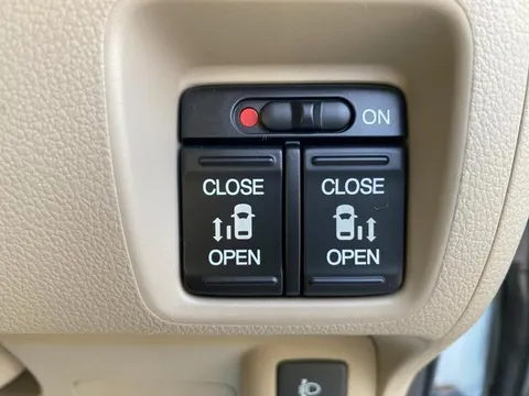 Honda N-BOX Plus
