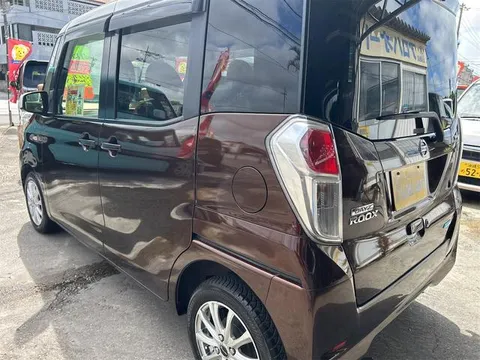 Nissan Dayz Roox