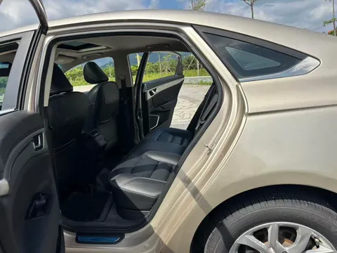Geely Emgrand GL